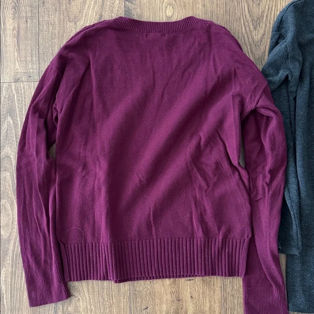 Bundle of 2 women’s sweaters, size small, Gap, American Eagle